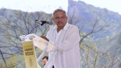 AMLO inaugurated a road in Badiraguato, where Chapo Guzmán originated from, at the end of March (Photo: Courtesy of the Presidency)